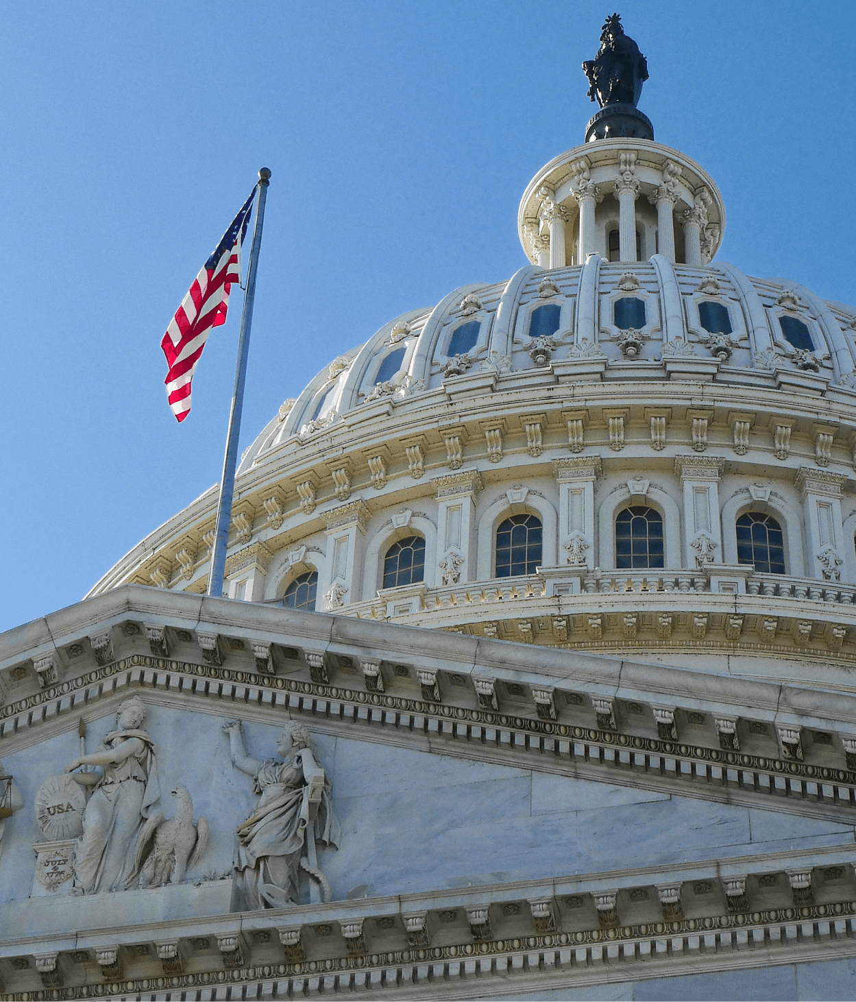 photo rapprochée du capitole des États-Unis.